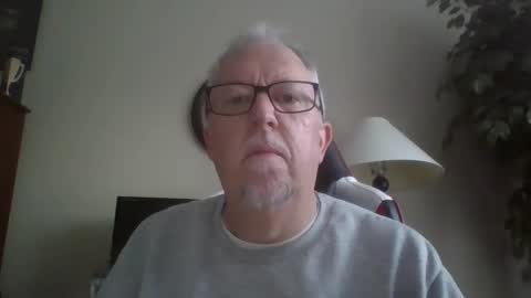 72funguy71 online show from March 11, 2025, 11:15 pm