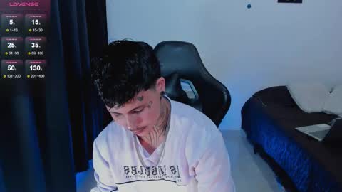 Stefan online show from October 10, 2025, 11:48 pm