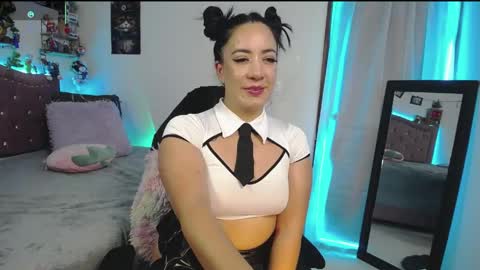 Snapshot of 77scarlett chatting on April 13, 2026, 3:56 am Scarlett online show from April 13, 2026, 3:56 am