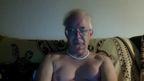 808dred online show from November 26, 2025, 9:32 am