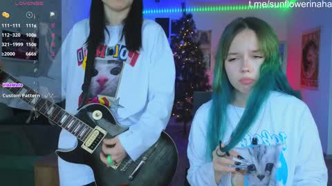 Cornelia and Dante online show from December 7, 2024, 6:54 am