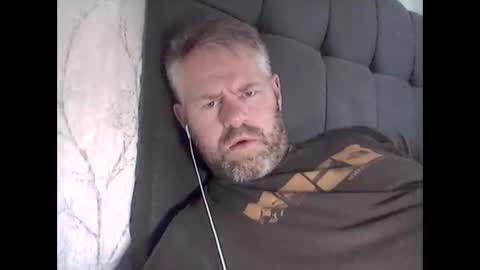 81jonnyx online show from October 28, 2025, 11:47 am