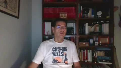 8age online show from October 13, 2025, 9:04 pm