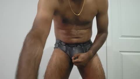 8inch_desi online show from May 24, 2026, 5:56 am