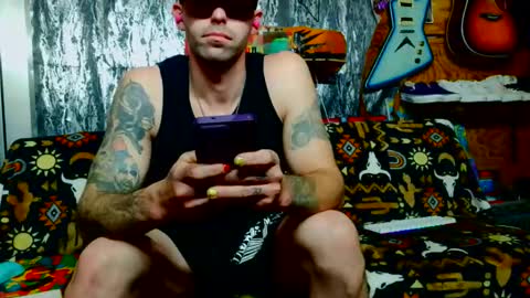 EvelDicknievel1 online show from November 14, 2025, 3:44 pm