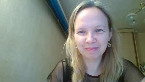 Snapshot of 8kris chatting on November 18, 2025, 12:31 pm 8kris online show from November 18, 2025, 12:31 pm