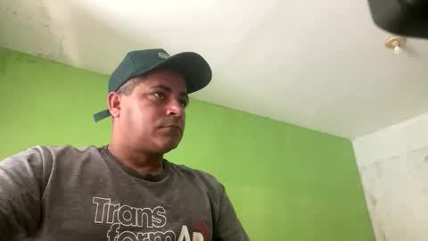 9vinhocamshow online show from December 15, 2025, 11:36 am