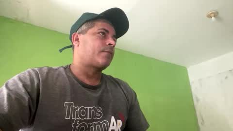 9vinhocamshow online show from December 16, 2025, 11:04 am