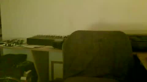 DeniceLovelace online show from October 31, 2025, 11:06 pm