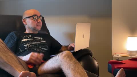 God Zeus online show from January 3, 2025, 3:55 pm