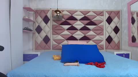  abby rouss online show from September 11, 2025, 3:06 am