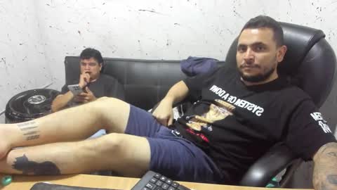     ----       online show from November 3, 2025, 11:26 pm