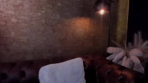 _adamcoper_ online show from February 28, 2025, 11:45 pm