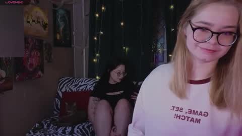 KENDALL  NATHANRYAN  LUCY online show from December 20, 2025, 6:48 pm