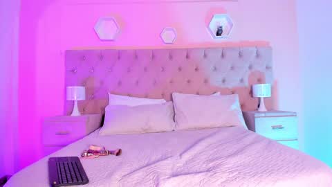 Agatha online show from December 8, 2024, 8:58 pm