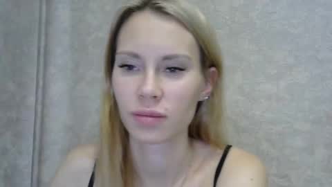 _alex1819 online show from November 28, 2025, 9:50 pm