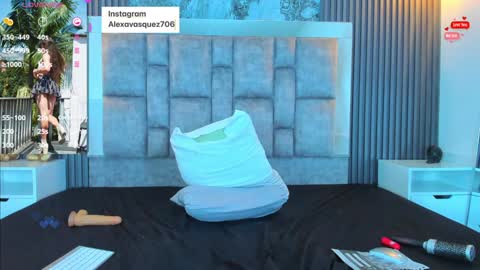 Alexa Vsquez online show from January 25, 2025, 7:49 am