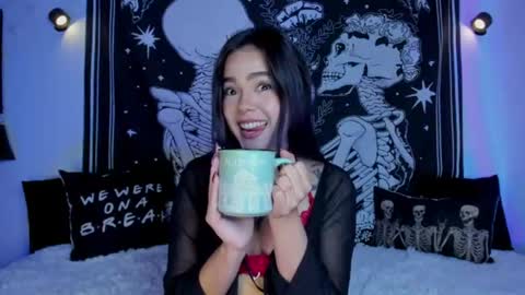 _alicesasha_ online show from June 15, 2026, 5:31 am