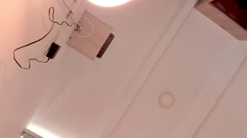 Karo online show from March 15, 2026, 7:53 pm