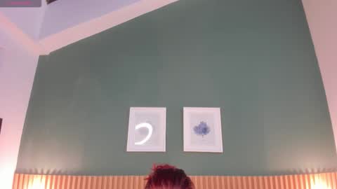 Ana Victoria online show from December 17, 2025, 6:36 pm