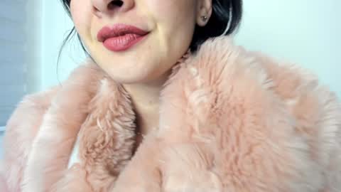 Snapshot of _antomouth_paradise chatting on December 10, 2024, 10:28 am antonia online show from December 10, 2024, 10:28 am