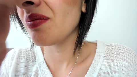 Snapshot of _antomouth_paradise chatting on December 12, 2024, 5:37 pm antonia online show from December 12, 2024, 5:37 pm