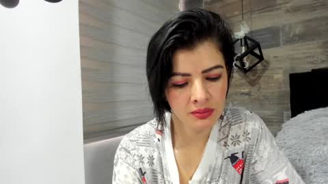 Snapshot of _antomouth_paradise chatting on December 20, 2024, 2:49 pm antonia online show from December 20, 2024, 2:49 pm