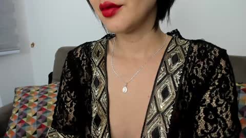 Snapshot of _antomouth_paradise chatting on January 10, 2025, 11:00 am antonia online show from January 10, 2025, 11:00 am