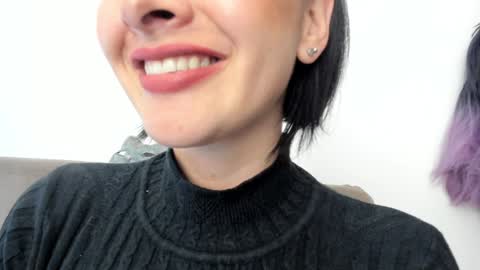 Snapshot of _antomouth_paradise chatting on January 13, 2025, 7:53 pm antonia online show from January 13, 2025, 7:53 pm