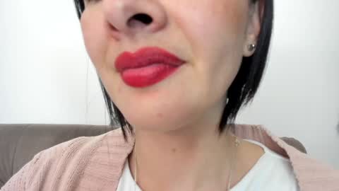 Snapshot of _antomouth_paradise chatting on January 15, 2025, 10:57 pm antonia online show from January 15, 2025, 10:57 pm