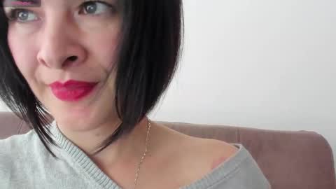 Snapshot of _antomouth_paradise chatting on February 25, 2025, 5:04 pm antonia online show from February 25, 2025, 5:04 pm