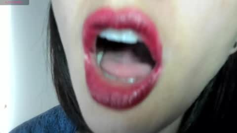 Snapshot of _antomouth_paradise chatting on October 15, 2025, 2:17 pm antonia online show from October 15, 2025, 2:17 pm