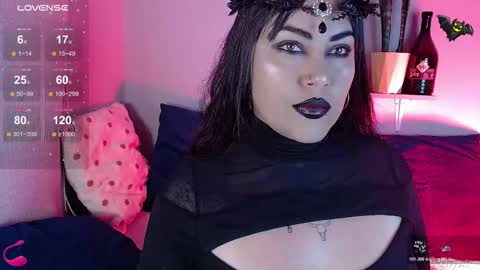 Angie online show from December 3, 2025, 2:52 am