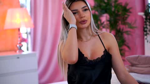 Arielle online show from February 4, 2025, 12:55 pm