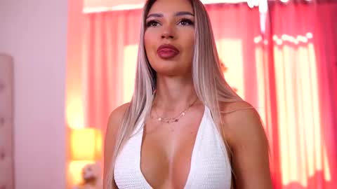 Arielle online show from March 4, 2025, 9:51 am