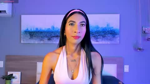 Ashly online show from February 10, 2026, 7:29 pm