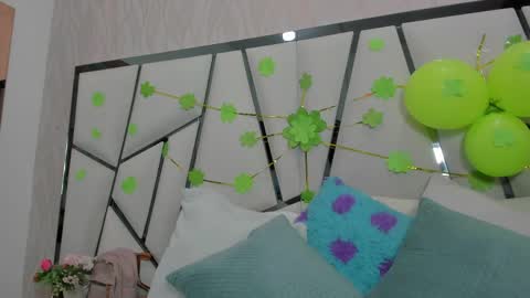 Aura online show from March 18, 2026, 3:09 am