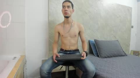 _axel_09 online show from April 10, 2026, 3:56 am