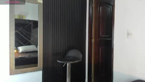 _axel_09 online show from May 21, 2026, 5:03 am