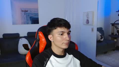 Snapshot of _blakee chatting on February 24, 2025, 8:25 pm B L A K E online show from February 24, 2025, 8:25 pm