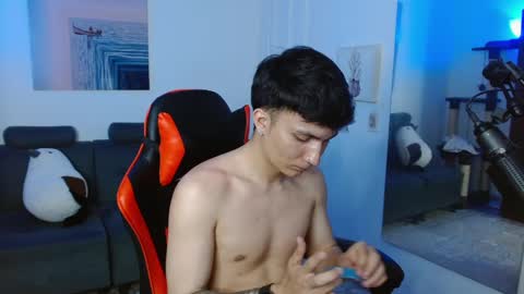 Snapshot of _blakee chatting on March 1, 2025, 4:37 am B L A K E online show from March 1, 2025, 4:37 am