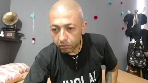 _bonnie__and_clyde online show from June 8, 2026, 7:25 pm