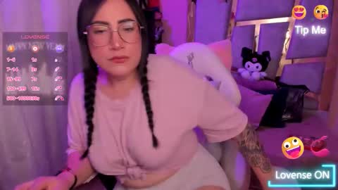 Angie  Independent model online show from November 26, 2025, 7:53 am