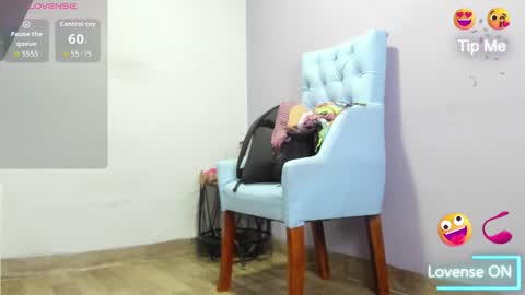  candy jade  online show from December 4, 2025, 11:52 am