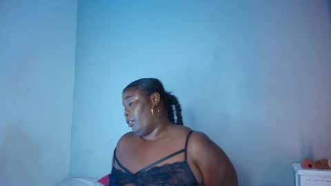 Caro. online show from November 21, 2025, 7:34 pm