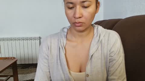 cat online show from February 20, 2025, 2:35 pm