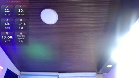 _charlotte_collins_ online show from September 16, 2025, 1:01 pm