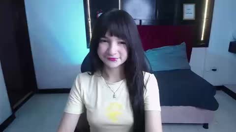 _charlotte_collins_ online show from March 13, 2026, 2:34 pm