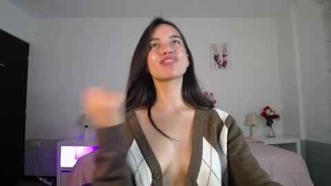 Snapshot of _charlotte_evans_2 chatting on January 5, 2025, 7:38 am Charlote online show from January 5, 2025, 7:38 am