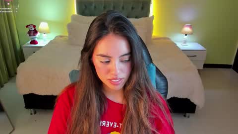 Charlote online show from December 18, 2025, 12:27 am